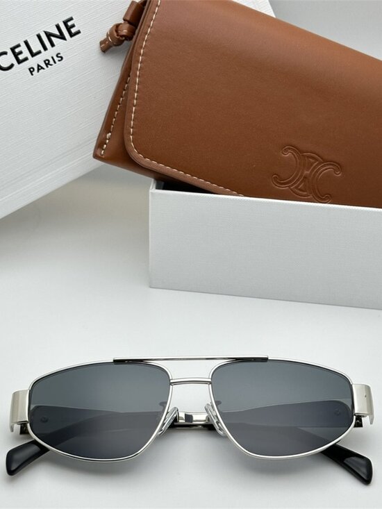 New! CELINE Sunglasses CL40281U 16A, Authentic